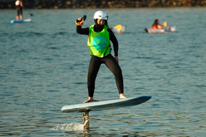 Edinburgh: Fly Over Water On an Electric Hydrofoil Surfboard