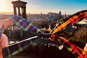 Edinburgh: Symbolic Handfasting Ceremony