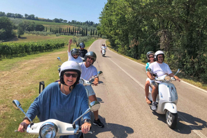 Firenze: Chianti Sunset Vespa Tour med vin- og oliesmagning