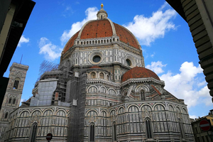 Duomo Area Tour and Brunelleschi Dome Climb Ticket