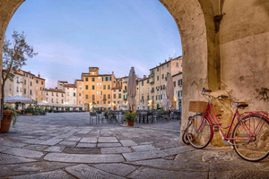Exclusive Private Pisa & Lucca Experience from Florence
