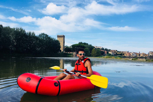 Florence : Croisière guidée en kayak sur le Ponte Vecchio et les curiosités de la ville