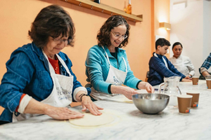 Florence : cours de préparation de pizzas et de glaces haut de gamme avec vin