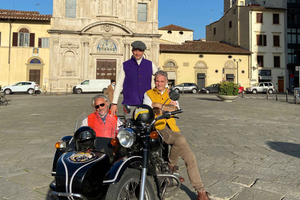 Przejażdżka zabytkowym motocyklem Sidecar we Florencji - rano lub o zachodzie słońca