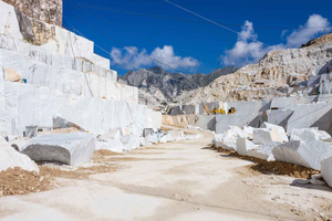 From Florence - Carrara Marble Quarries & Winery Private Tour