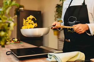 Florence : atelier de préparation de sauces pour pâtes (carbonara, nerano et norma)