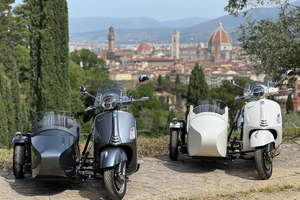 Florencia: tour privado en sidecar de Vespa con recogida en el hotel