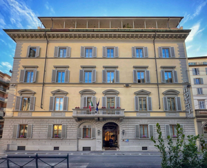 De La Pace, Sure Hotel Collection by Best Western