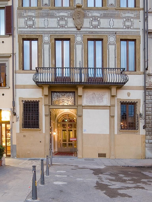 Hotel Rosso 23