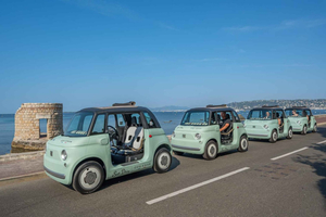 Antibes: Tour im 100 % elektrischen Fiat Topolino