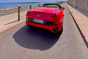 Cannes : Visita guiada en Ferrari por las rutas de Cannes