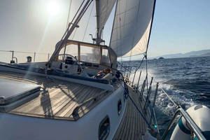 Luxury Yacht Cruises: Sailing the French Riviera in Style