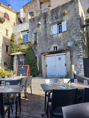 Les Pivoines