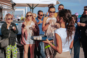 Corralejo: Walking tour with tastings of local products