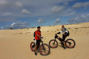 Costa Calma: E-bike Tour/E-scooter