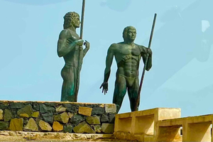 Fuerteventura: Guided Hotspot & Sightseeing Tour max.8people