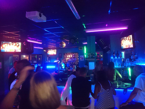 Flicks Karaoke & Disco Bar