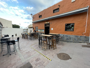 Pub Earth