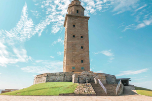 From Santiago: A Coruña & Betanzos Full-Day Coastal Tour