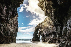 From Santiago: Lugo Ribadeo & Cathedral Beach Full-Day Tour