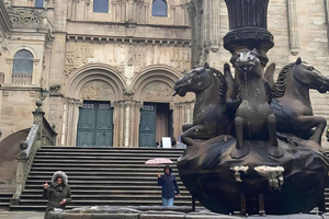 Monumental Santiago: the cathedral's surroundings