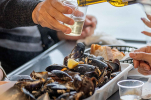 Mussel Route with food tasting in the Ría de Pontevedra
