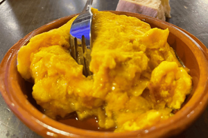 Santiago de Compostela: City tour and typical galician meal