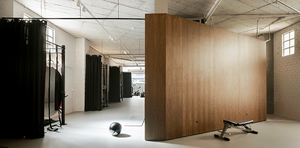 Well Street - Gimnasio en Oleiros