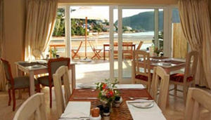 Amanzi Island Lodge