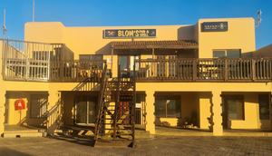 Blom's Bar