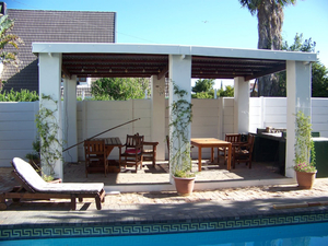 Haus Victoria Self Catering Cottages Oudtshoorn