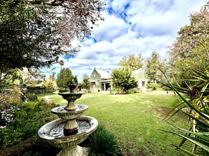 La Pension Guest House