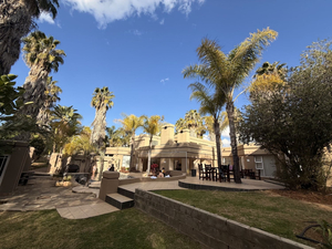Oudtshoorn Guest House