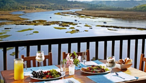Phantom View River Resort