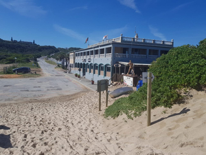 PiliPili Beach Cabanas