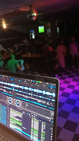 Sky Lounge And Bar