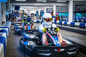 Gdańsk: Indoor Go-Karting (2 x 8-Minute Races)