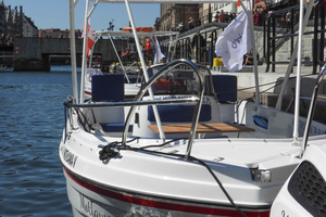 Gdańsk: motorbootverhuur zonder vergunning op de rivier de Motława