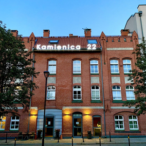 Kamienica 22