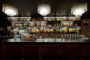 Craft Cocktails - Cocktail Bar