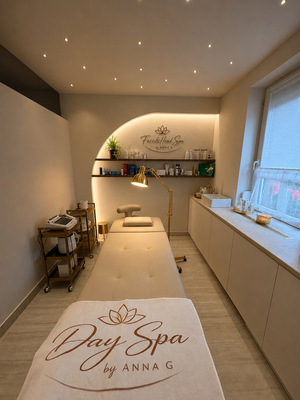 Day Spa by Anna G
