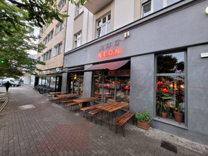 Neon Starowiejska