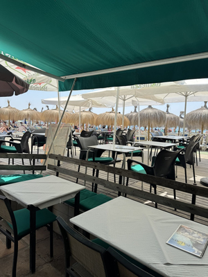 Palms Beach Bar