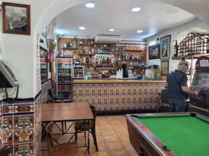 Splendid Bar