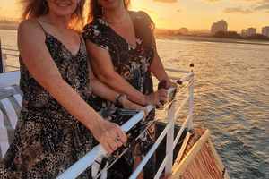 Crociera al tramonto a Broadwater