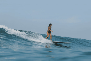 Gold Coast: Adult Group Surf Lesson (16+)