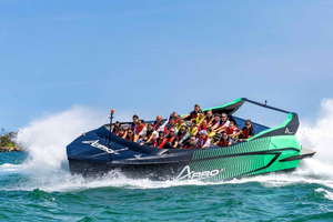 Gold Coast: Jet Boat Ride & Sea World toegangsbewijs