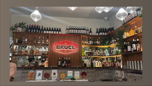 Bruce Bar