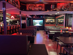 Central Lounge Bar and Dining