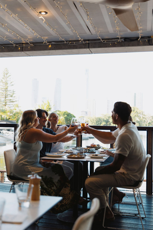 Edgewater Dining and Lounge